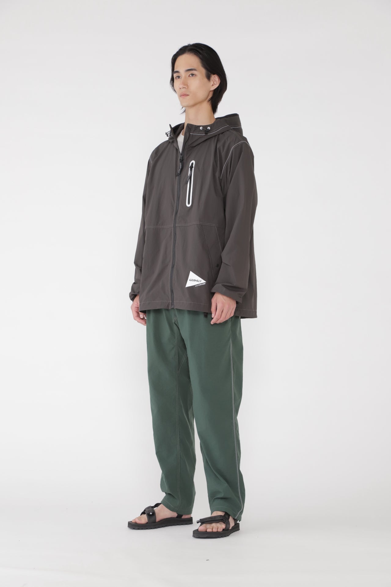 【and wander】GRAMICCI × and wander brushed nylon jacket(5745121506)