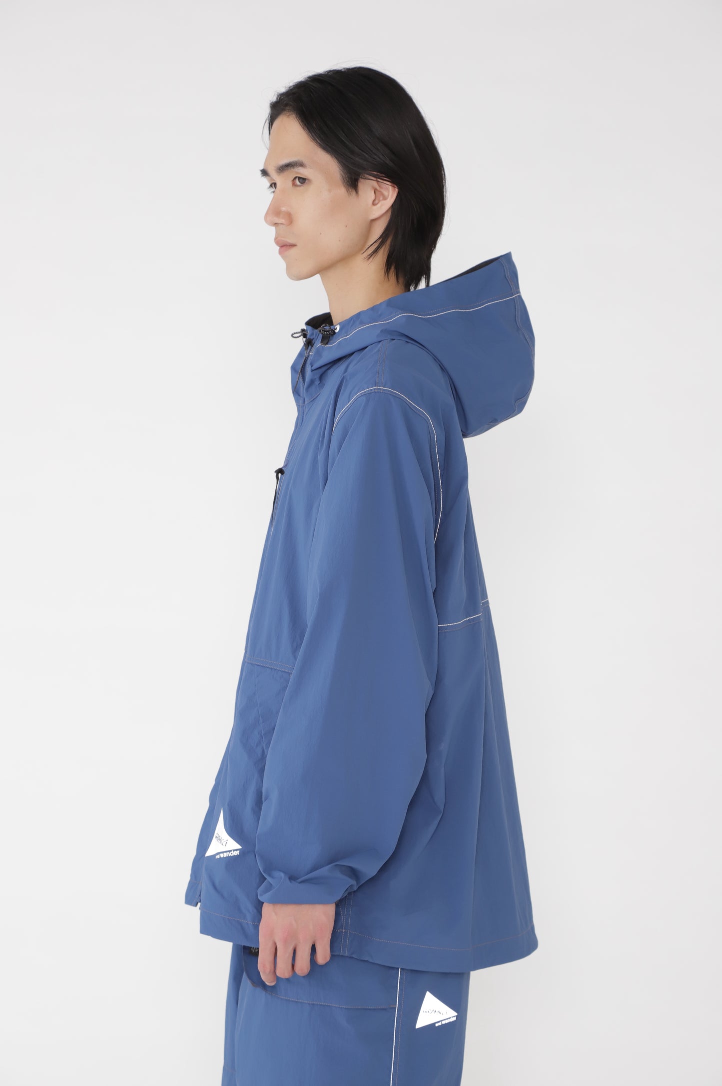 【and wander】GRAMICCI × and wander brushed nylon jacket(5745121506)