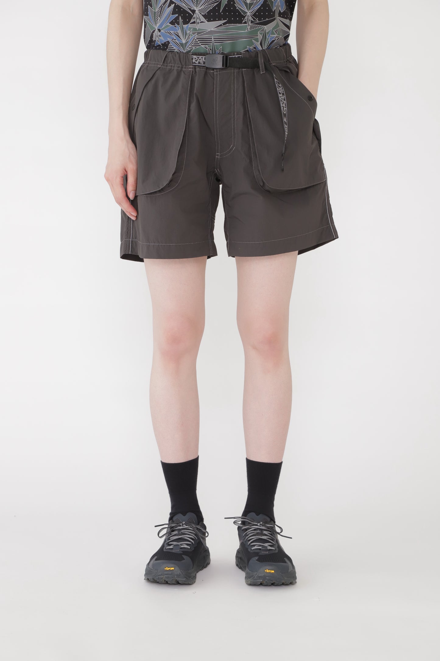 【and wander】GRAMICCI × and wander brushed nylon short(5745122508)