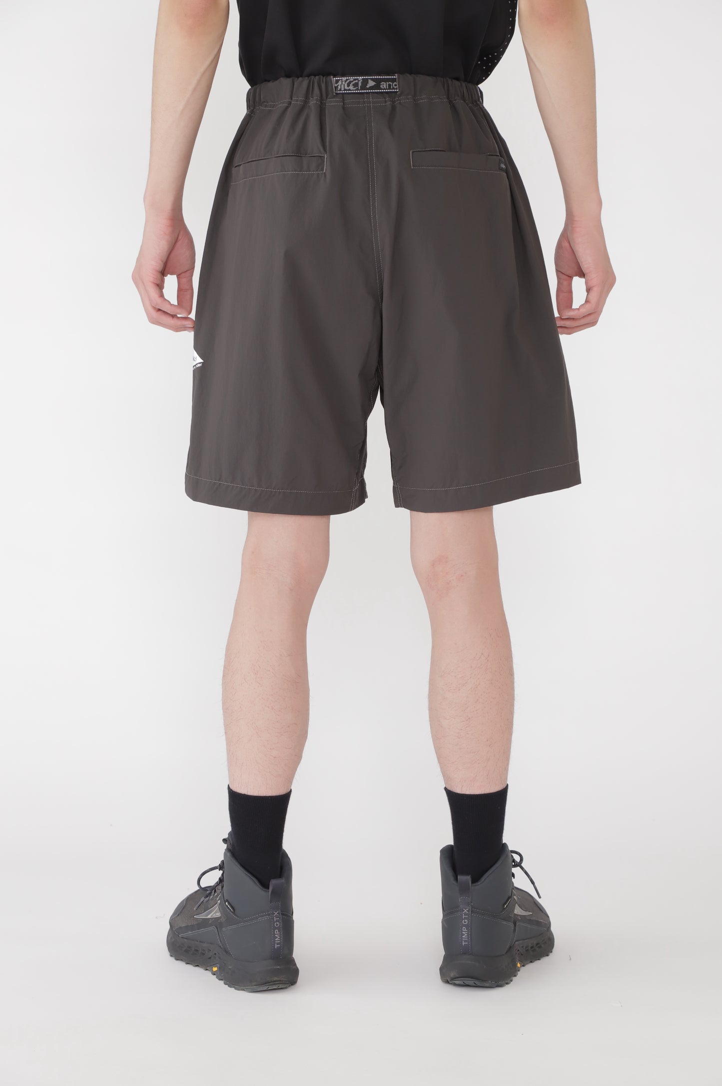 【and wander】GRAMICCI × and wander brushed nylon short(5745122508)