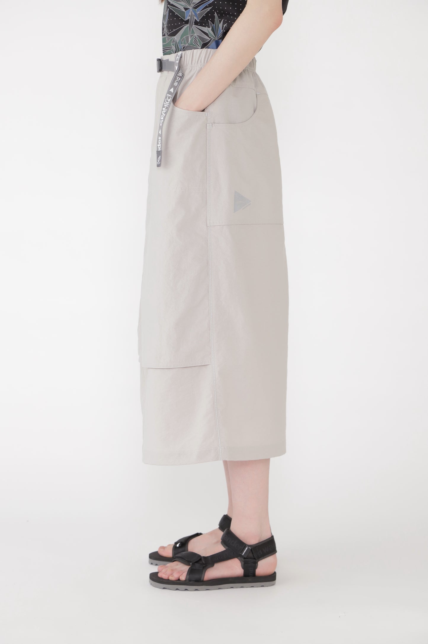 【and wander】GRAMICCI × and wander nylon double knee skirt(5745152513)