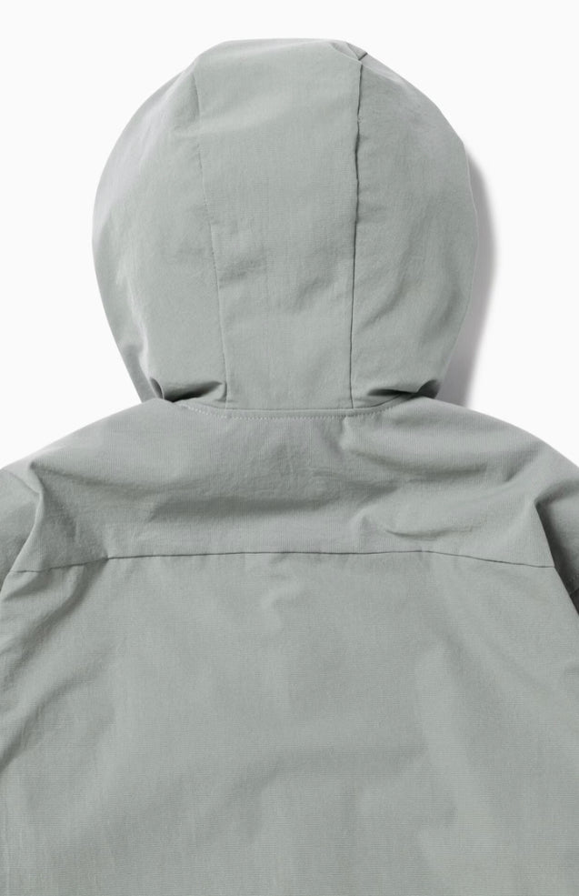 【and wander】dry breathable hoodie