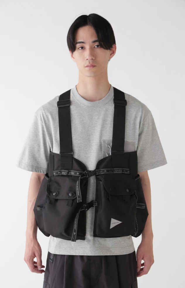 【and wander】field vest