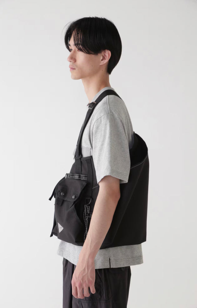 【and wander】field vest