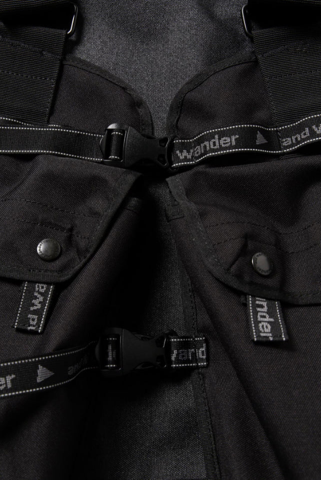 【and wander】field vest