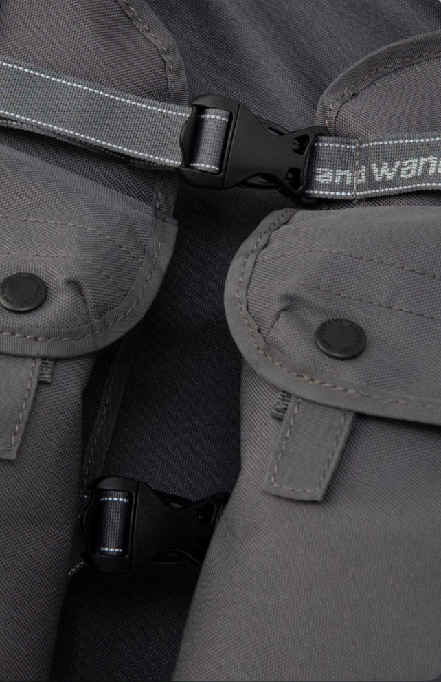 【and wander】field vest