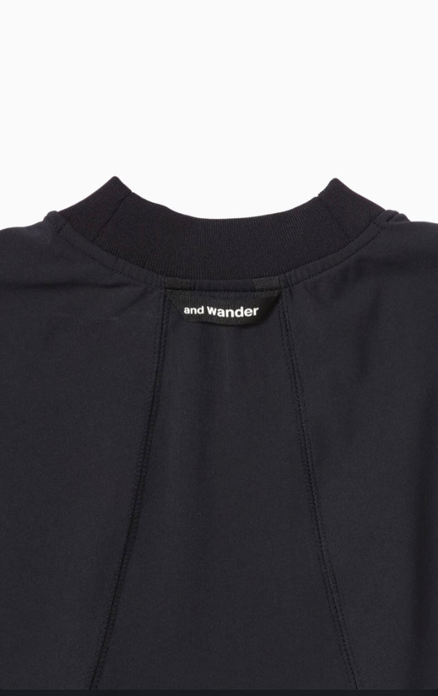 【and wander】rash guard (W)