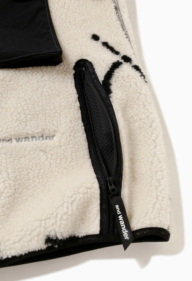 【and wander】Daijiro OHARA map key boa jacket