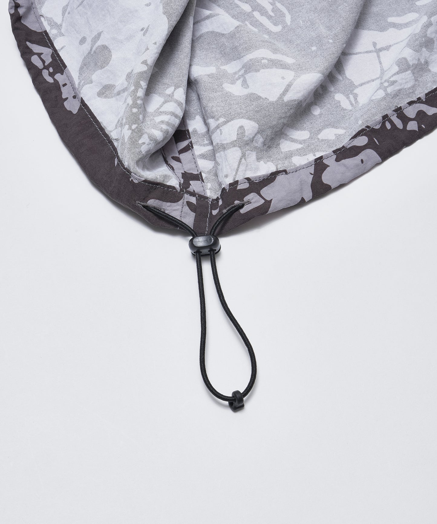 【MOUNTAIN RESEARCH】Splatrail Poncho (MTR4248)