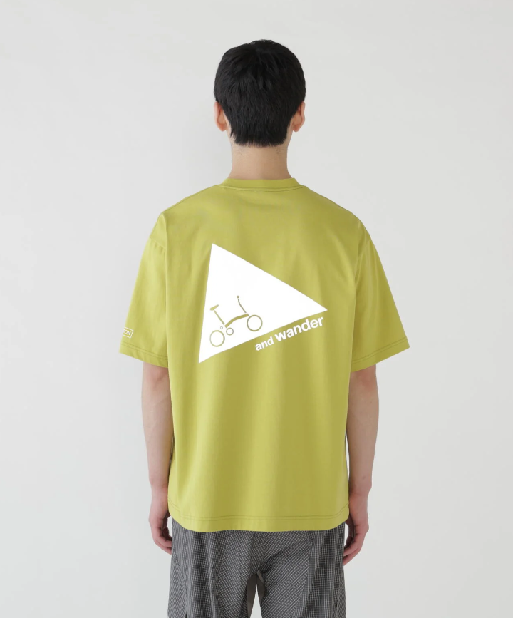 【and wander】 Brompton × pocket T