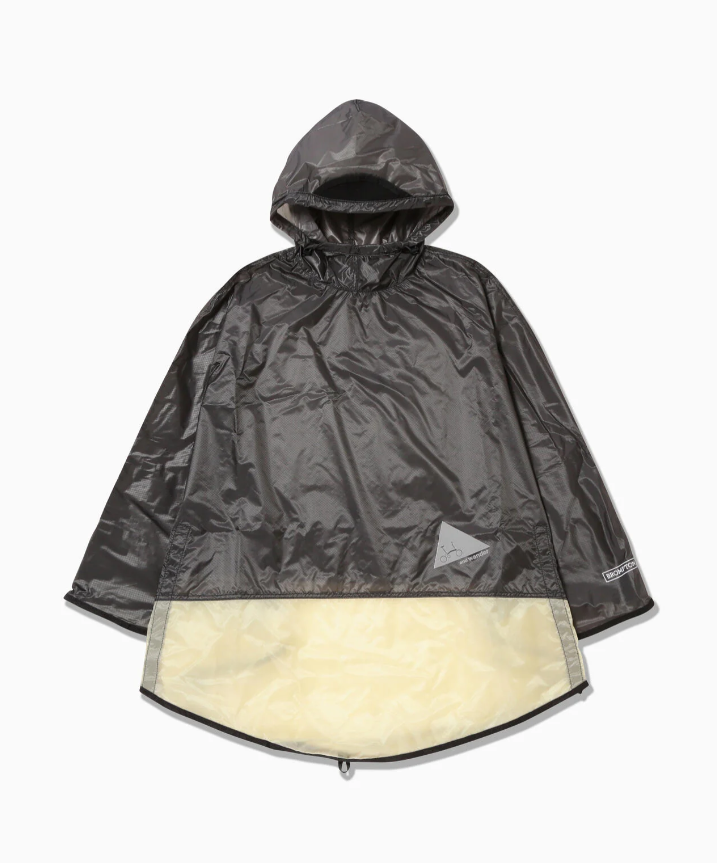 【and wander】 Brompton × sil poncho