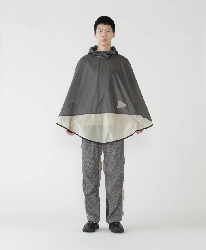 【and wander】 Brompton × sil poncho