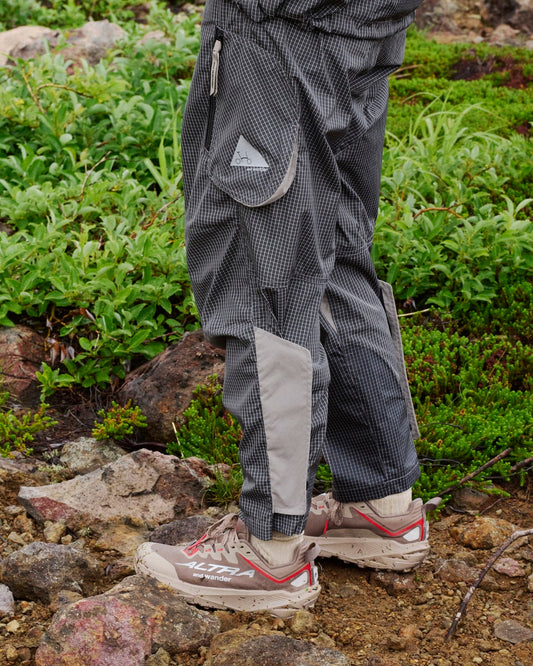 【and wander】 Brompton × reflective rip pants