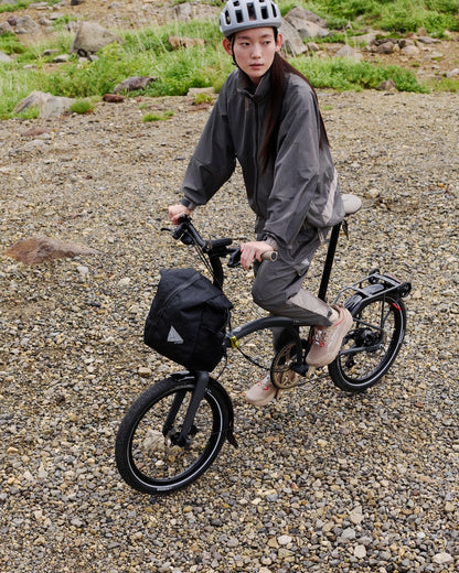 【and wander】 Brompton × reflective rip pants