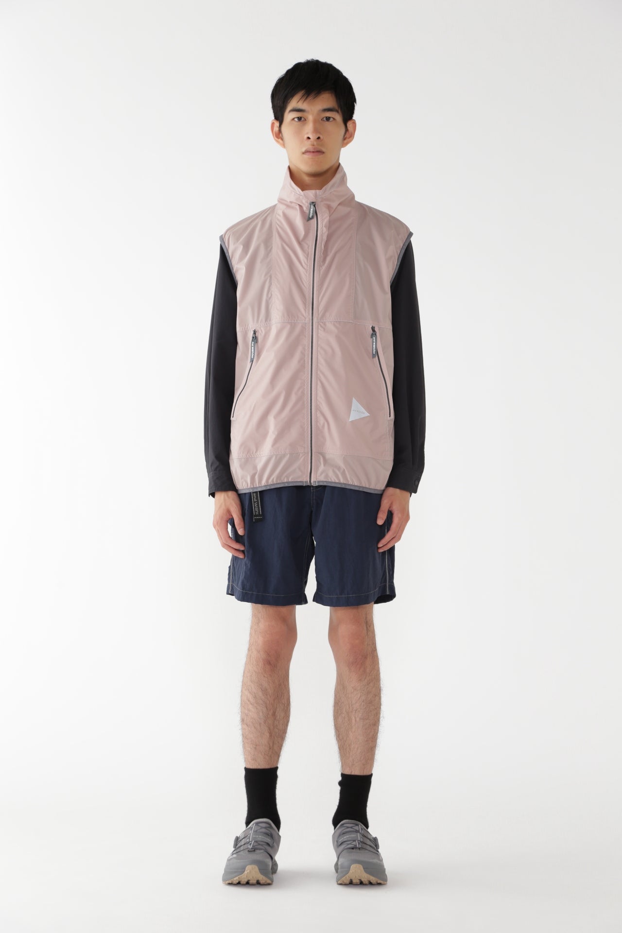 【and wander】PERTEX wind vest (5745121016)