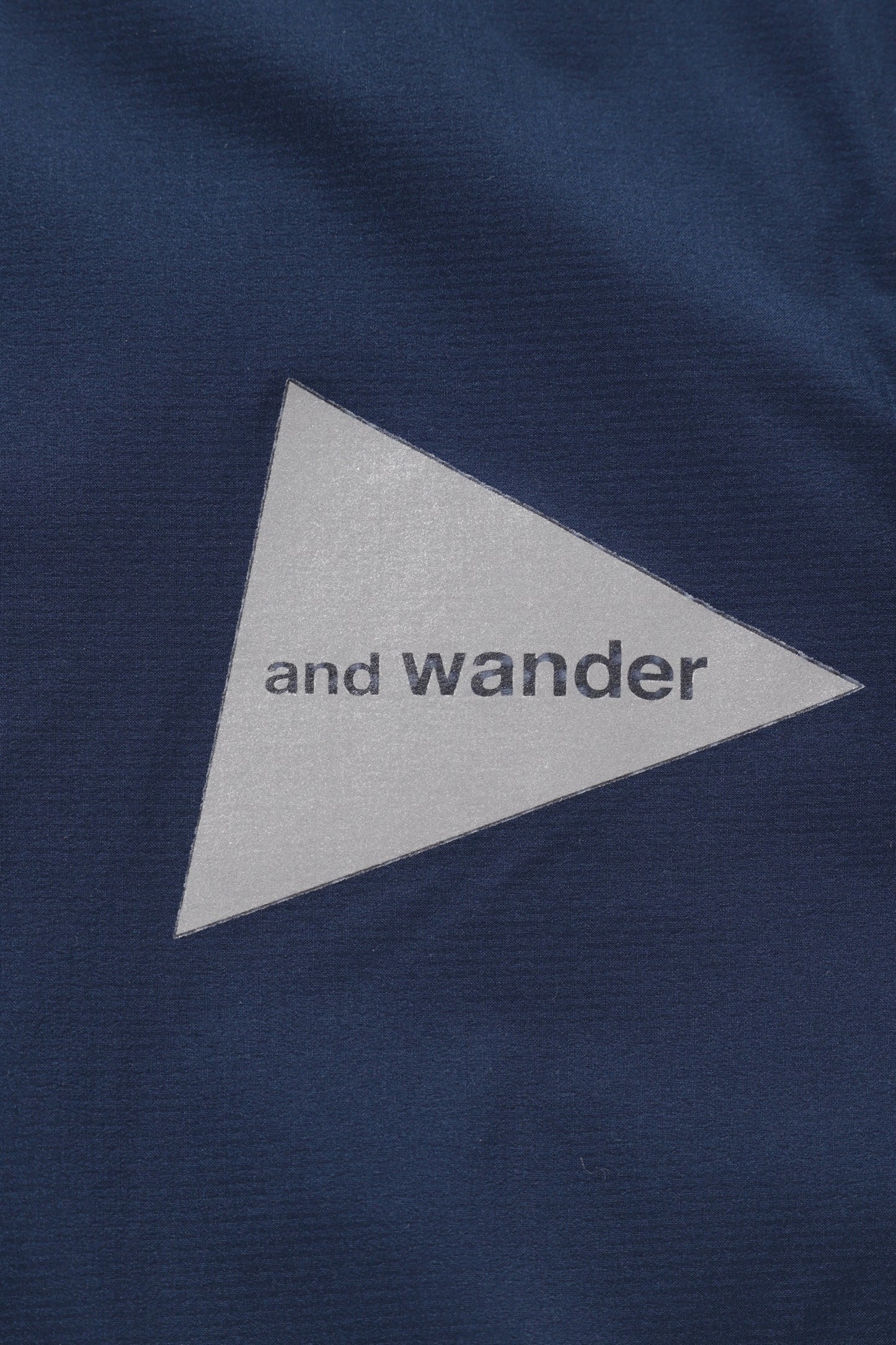 【and wander】PERTEX wind T (5745121017)