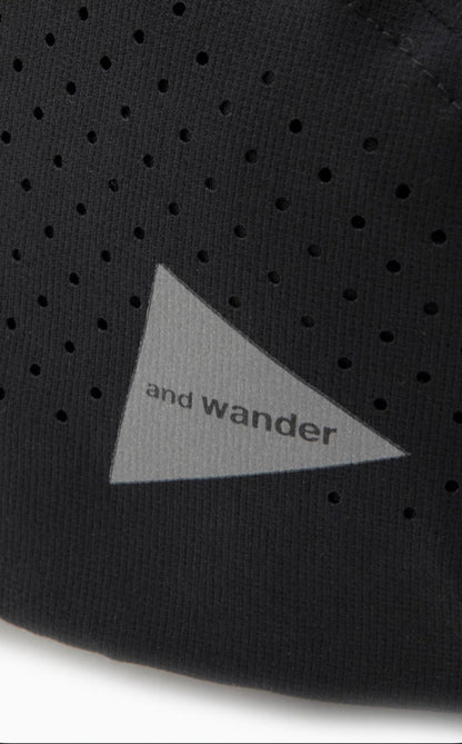 【and wander】tech cap