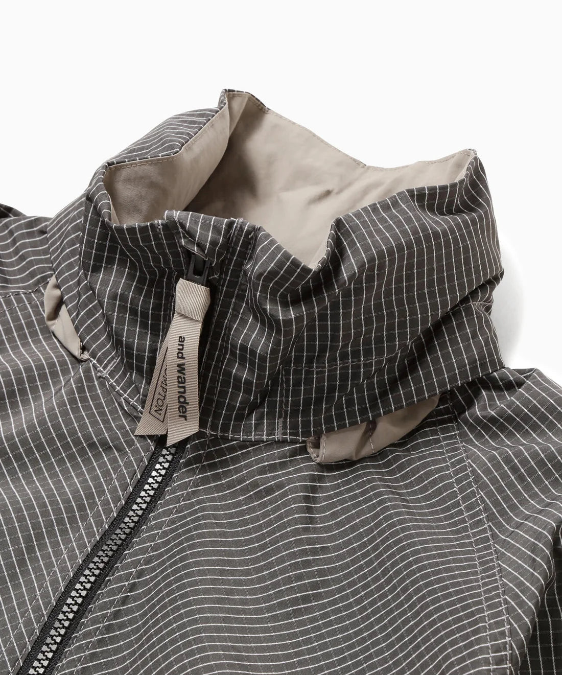 【and wander】Brompton × reflective rip hoodie