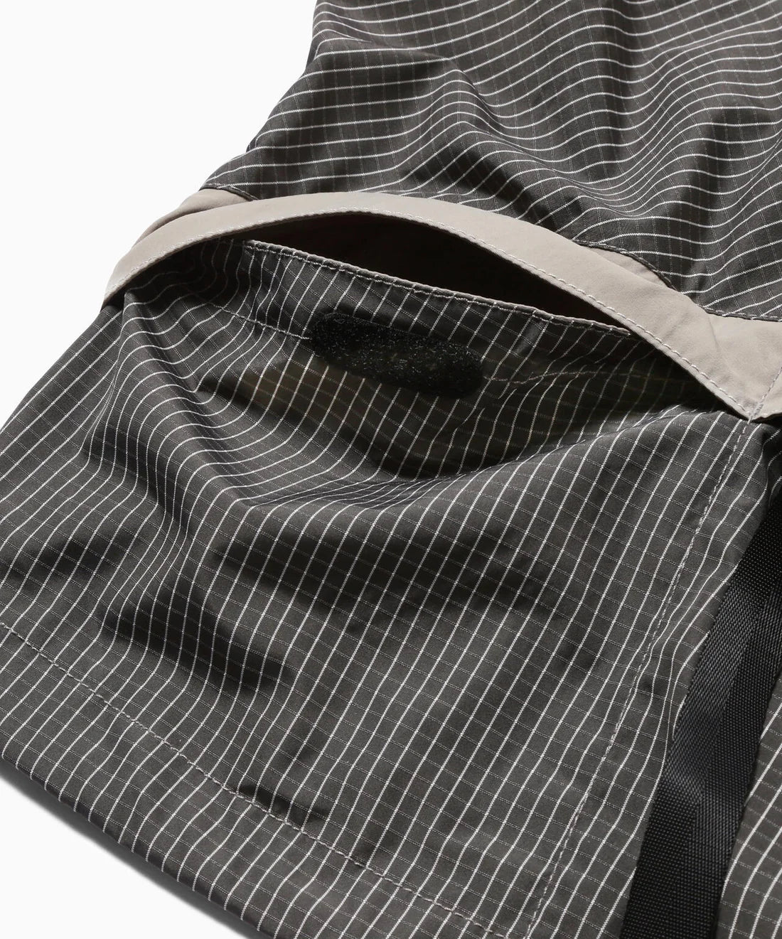 【and wander】Brompton × reflective rip hoodie